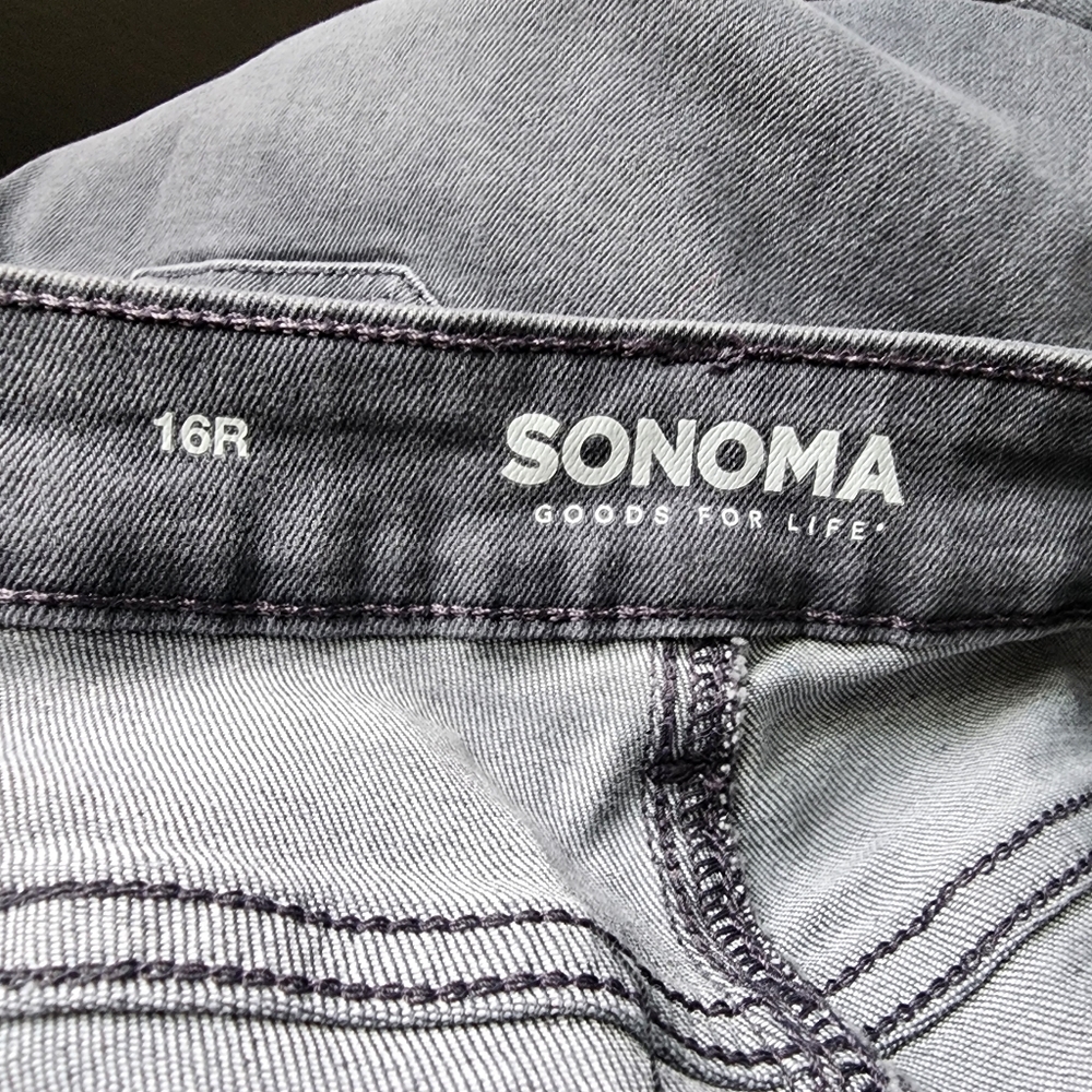 Gray Jeans - Picture 13 of 15